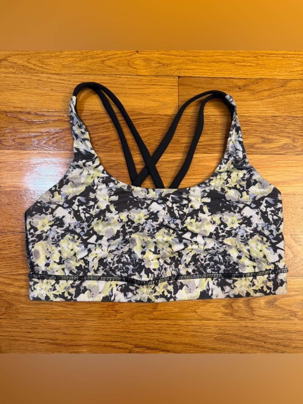 Lululemon Energy Bra Crosscourt Petal Black Clarity Yellow/Black - Size 8